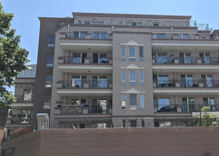 Lux 2 With Garage Апартаменти Пловдив