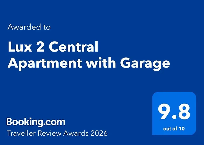Lux 2 With Garage