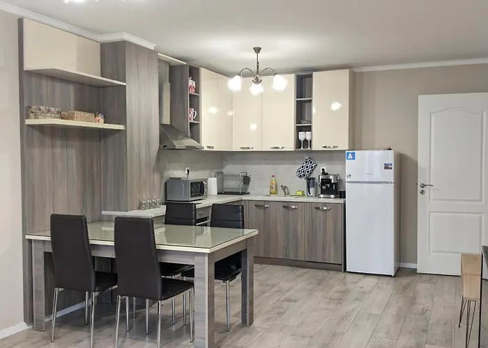 Lux 2 With Garage Apartamento